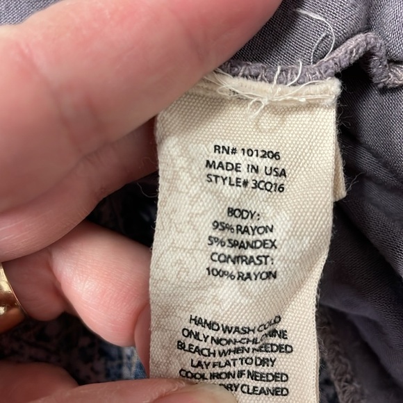 Soft Surroundings Purple Plum Lightweight Long Sleeve Tunic Tshirt Medium Petite - Picture 7 of 7